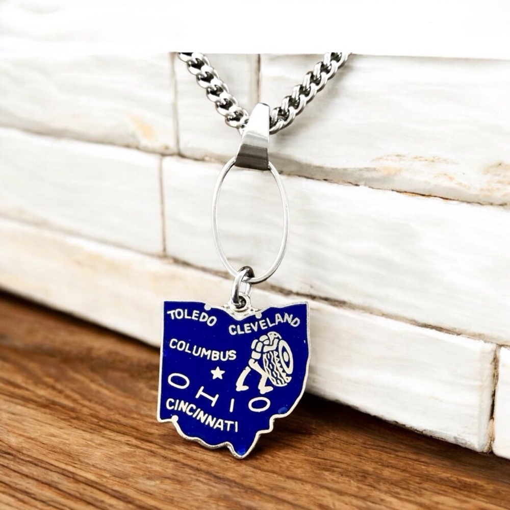 🆕 Ohio Oval Drop Pendant Necklace Vintage Enamel/Stainless Steel